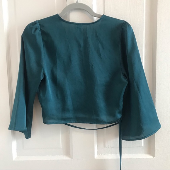 WINDSOR | Satin wrap top - Picture 2 of 9